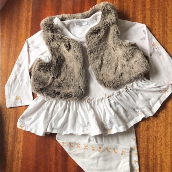 First Impressions Other - 4/$20 Set fur vest with white baby blouse,leggings
